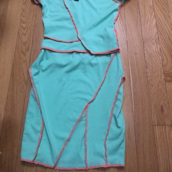 FashionNova Crop Top Skirt Mint Set - Picture 3 of 3